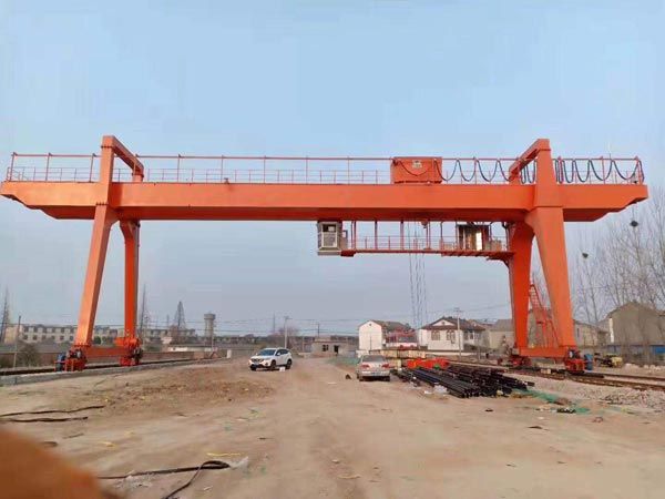 雙主梁門(mén)式起重機