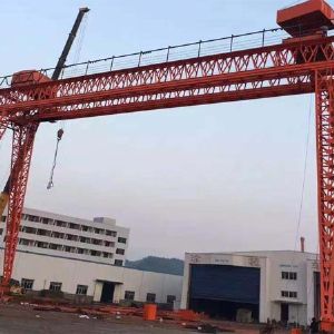 花架雙主梁門(mén)式起重機